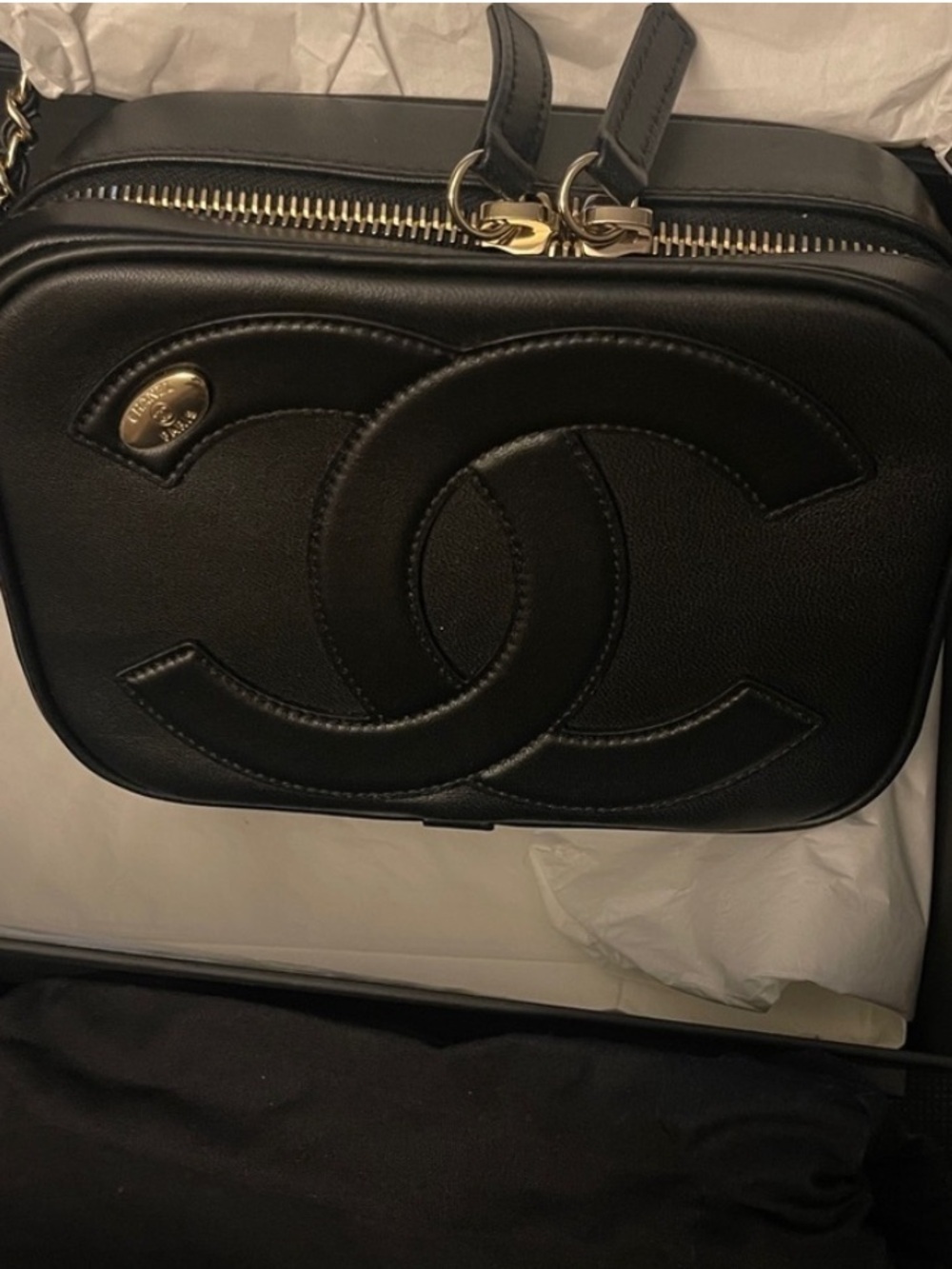 Authentic Chanel”19 CC MANIA Black Lambskin Camera Case Bag New Full Inclusion
